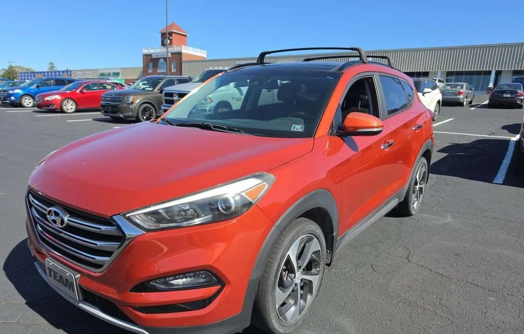 2017 HYUNDAI TUCSON LIMITED 1