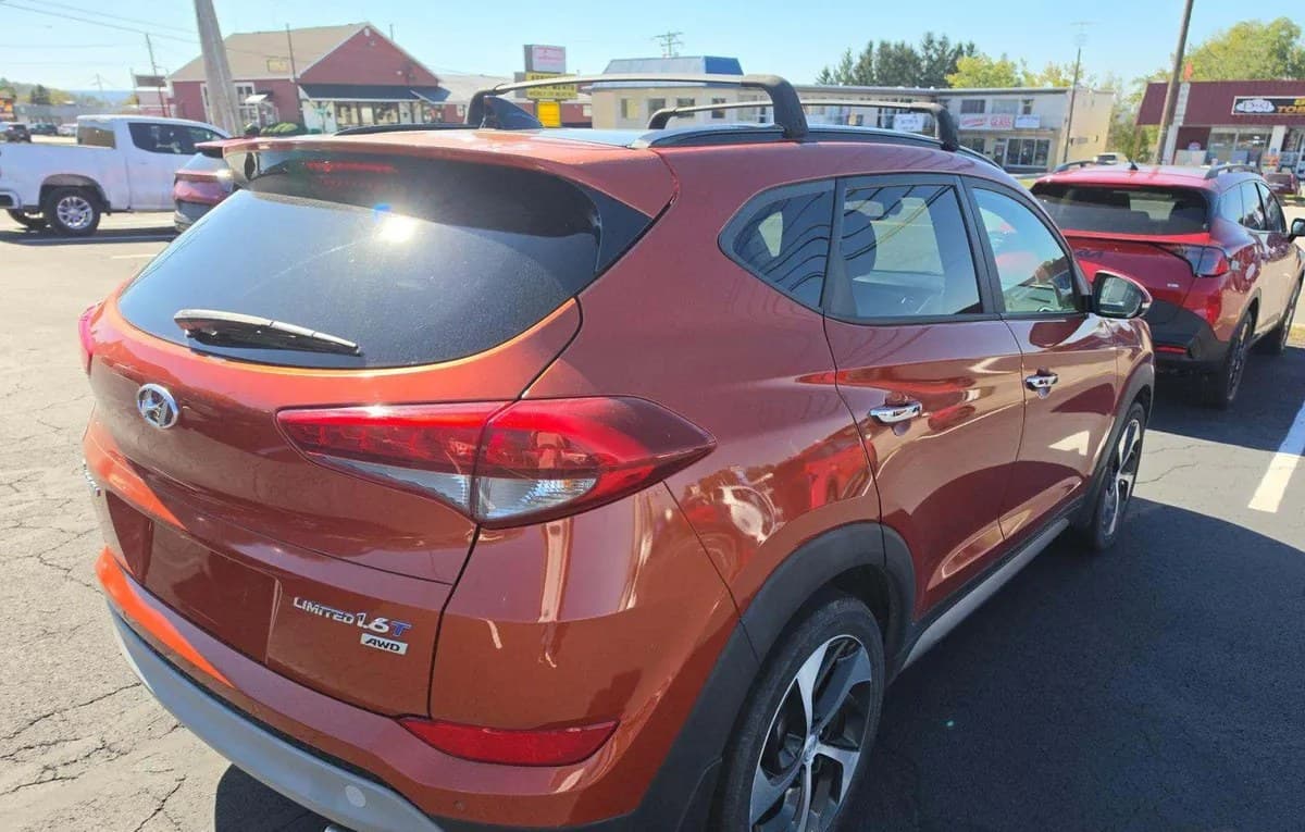 2017 HYUNDAI TUCSON LIMITED 4