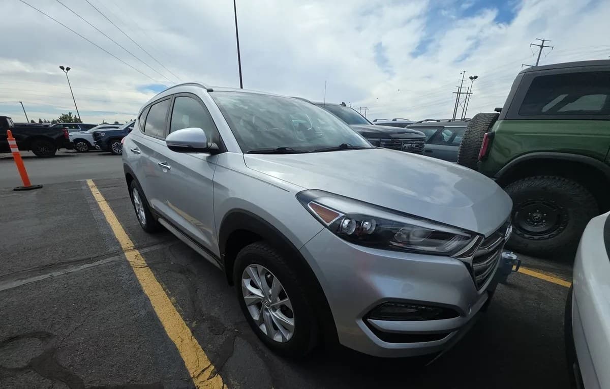 2017 HYUNDAI TUCSON Limited 3