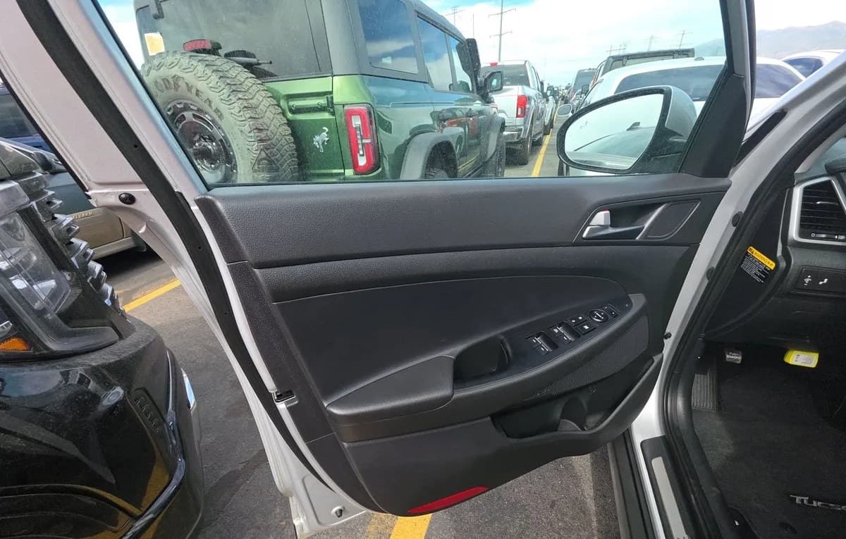 2017 HYUNDAI TUCSON Limited 5