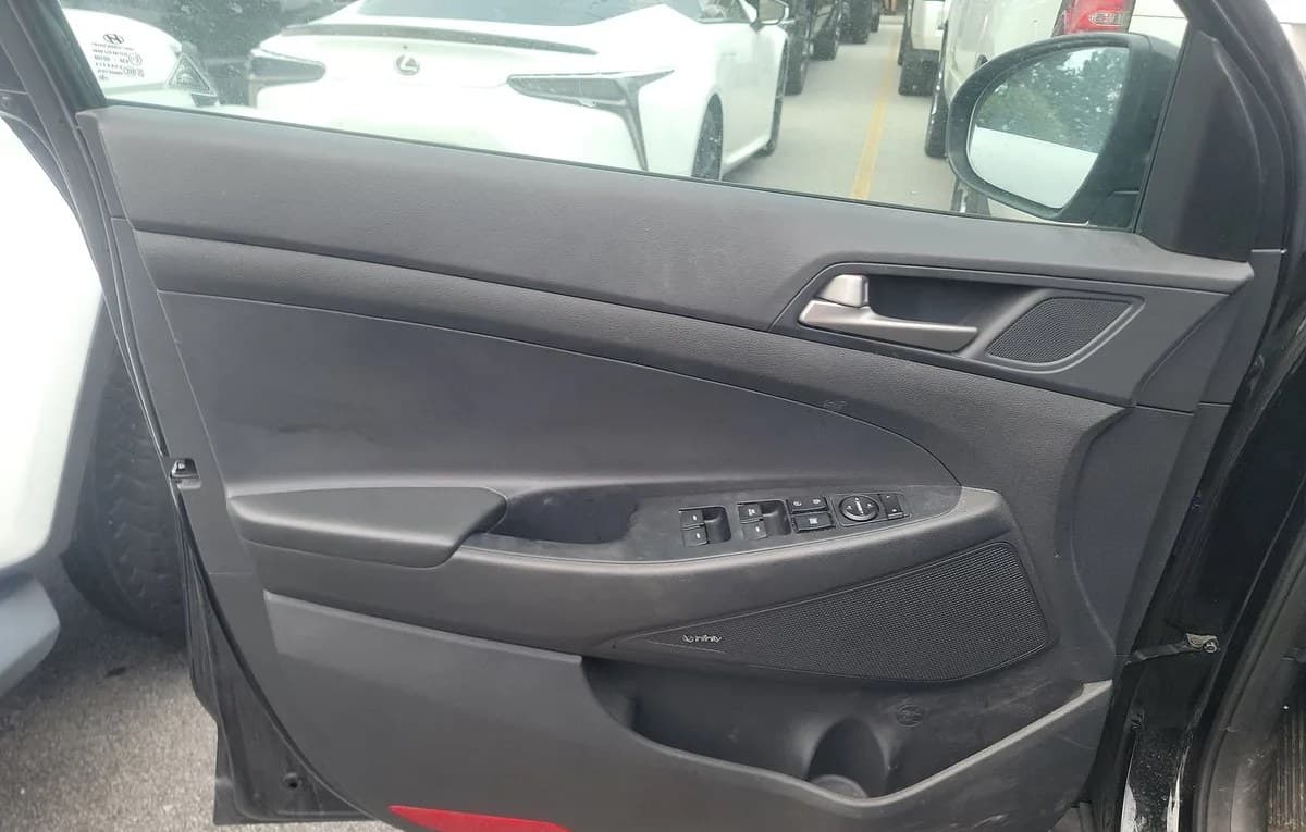 2018 HYUNDAI TUCSON SEL PLUS 6