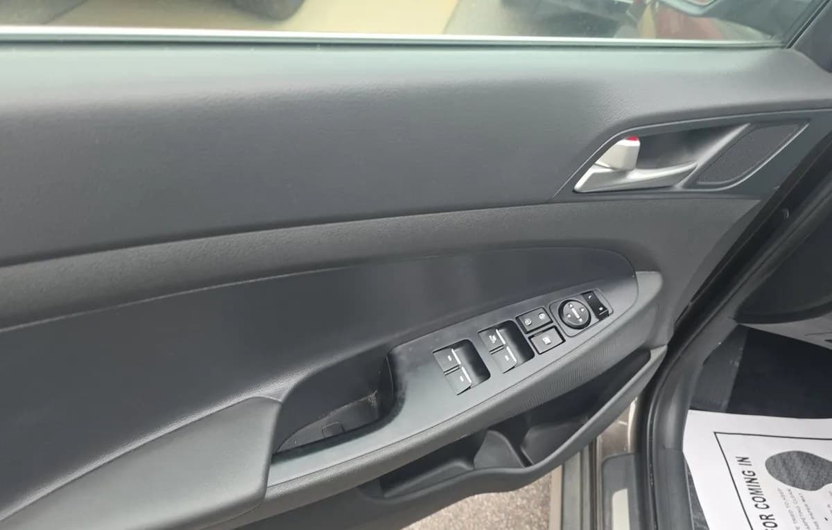 2020 HYUNDAI TUCSON Limited 6