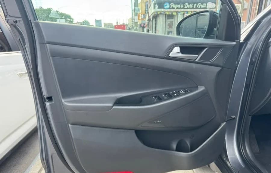 2019 HYUNDAI TUCSON Night 7