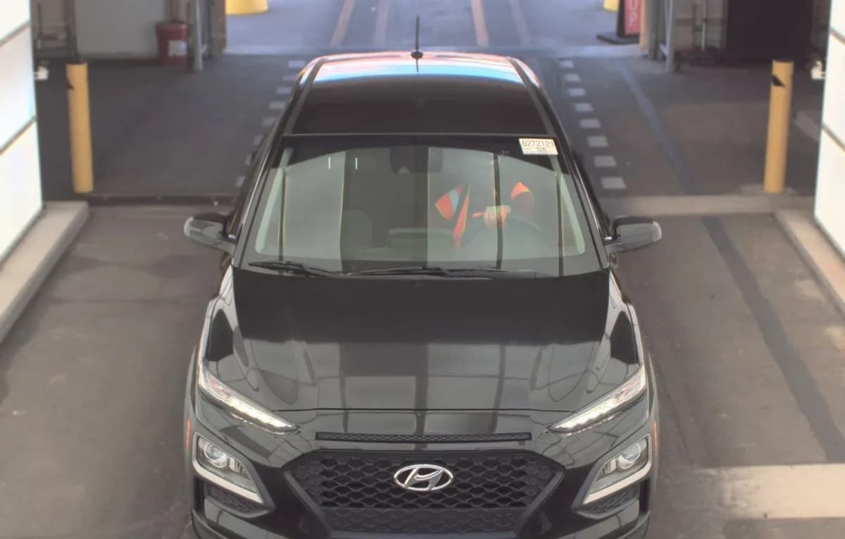 2020 HYUNDAI KONA SE 3