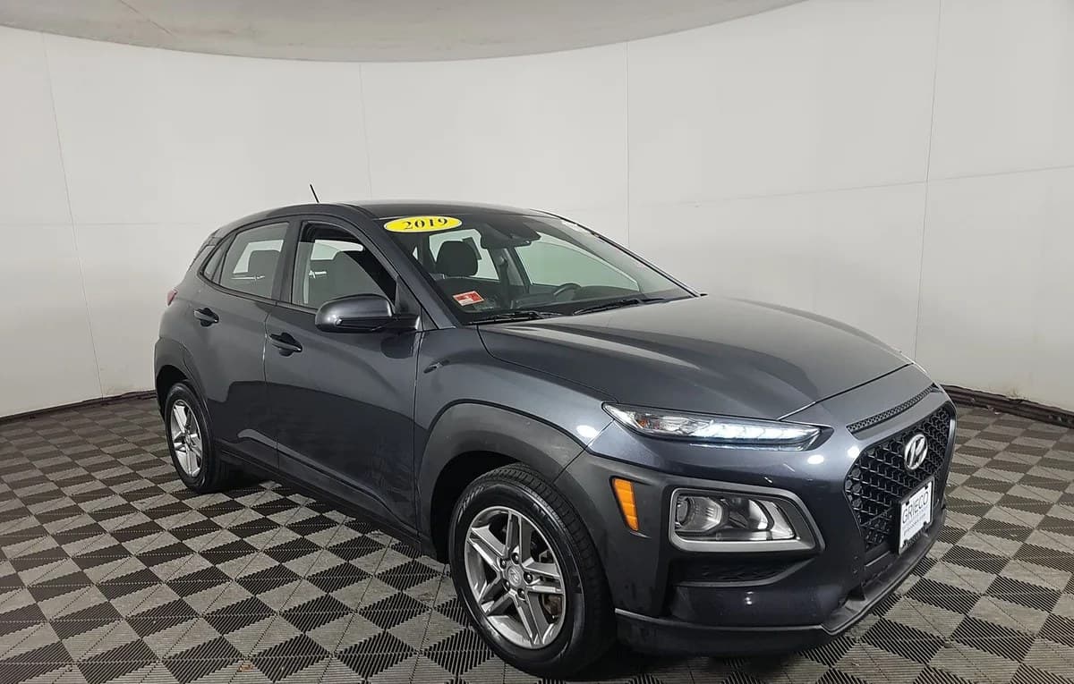 2019 HYUNDAI KONA SE 3