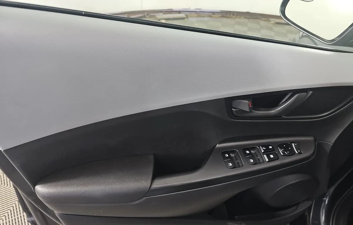 2019 HYUNDAI KONA SE 5