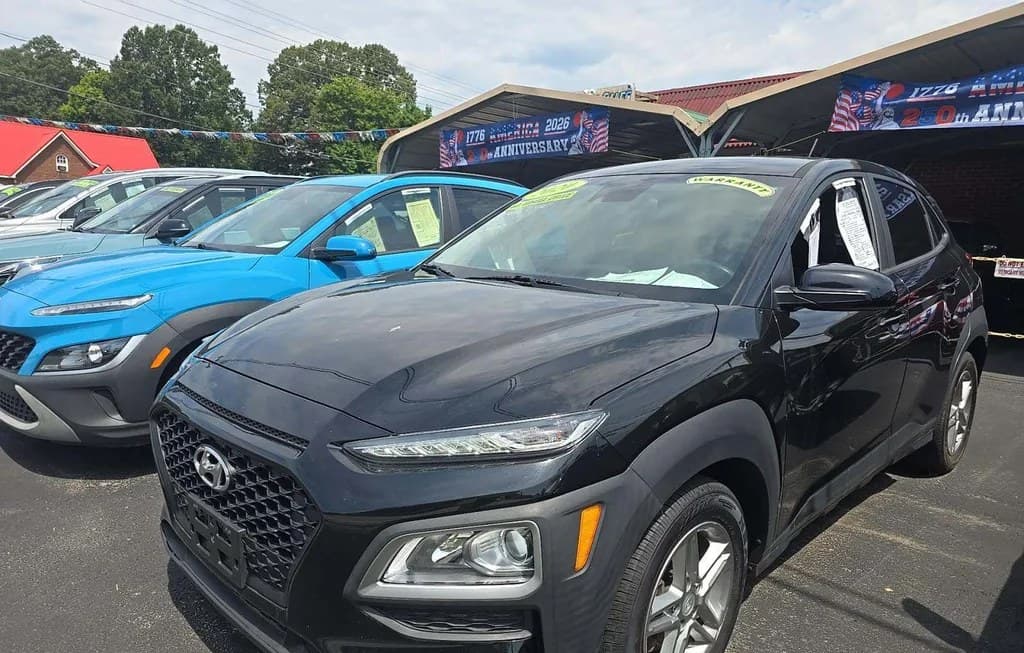 2020 HYUNDAI KONA SE