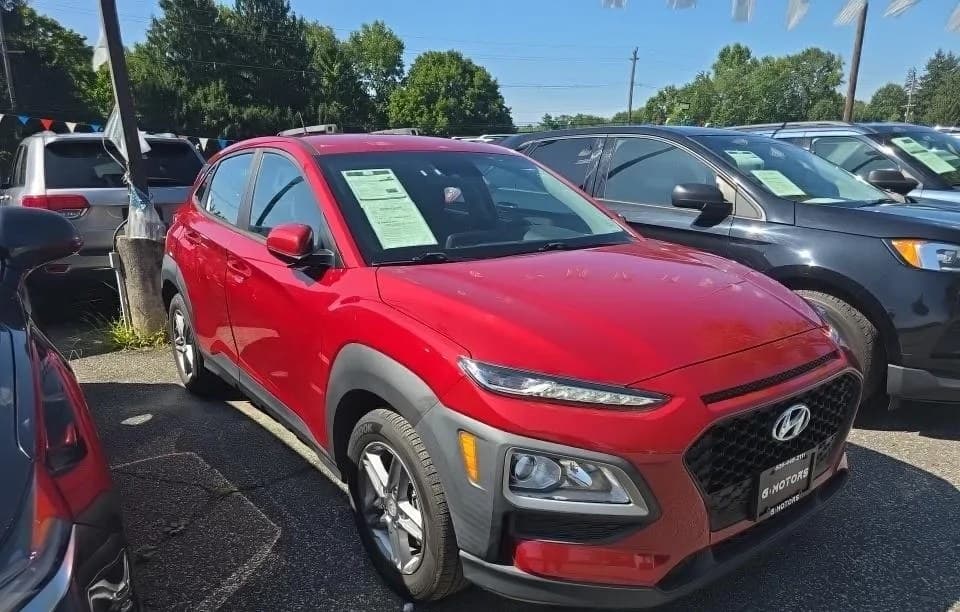 2021 HYUNDAI KONA SE 4