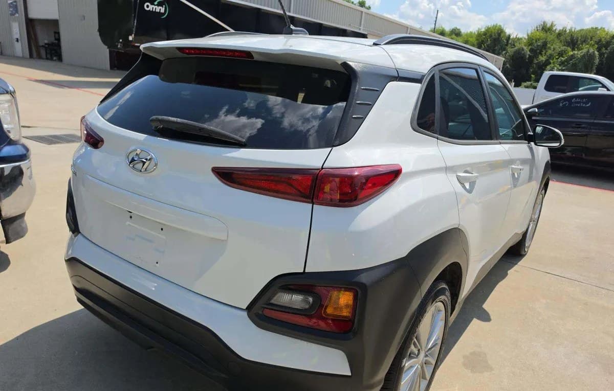2019 HYUNDAI KONA SEL 4