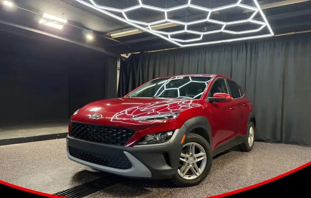 2023 HYUNDAI KONA SE