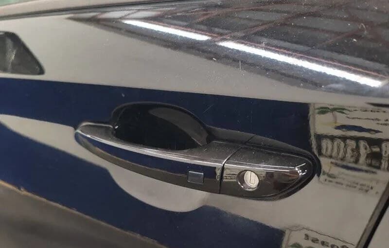2018 HYUNDAI KONA SEL 4