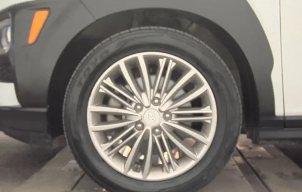 2018 HYUNDAI KONA SEL 6