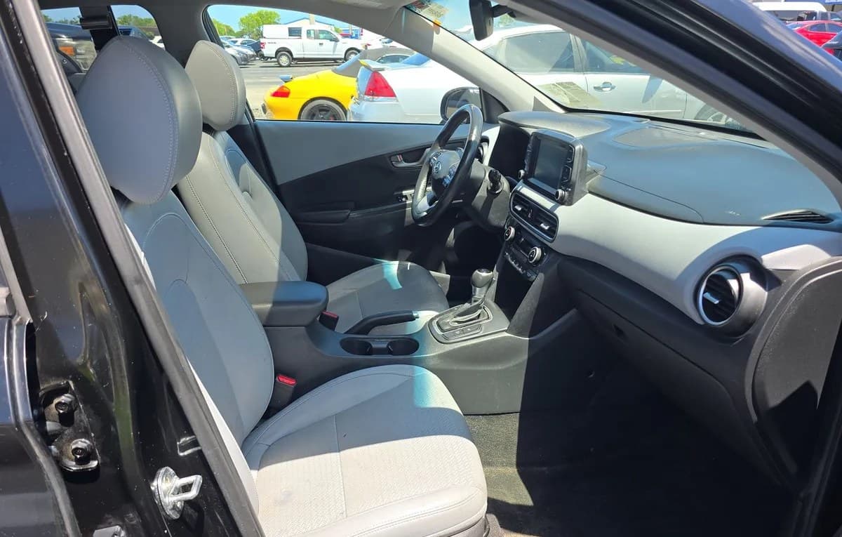 2019 HYUNDAI KONA Limited 4