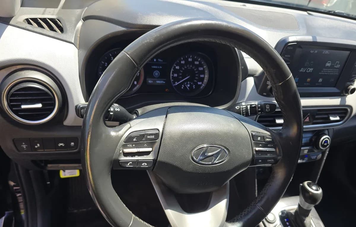 2019 HYUNDAI KONA Limited 6