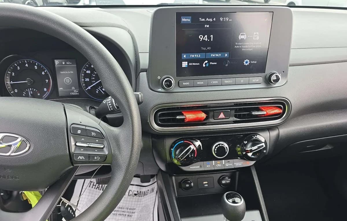 2022 HYUNDAI KONA SEL 7