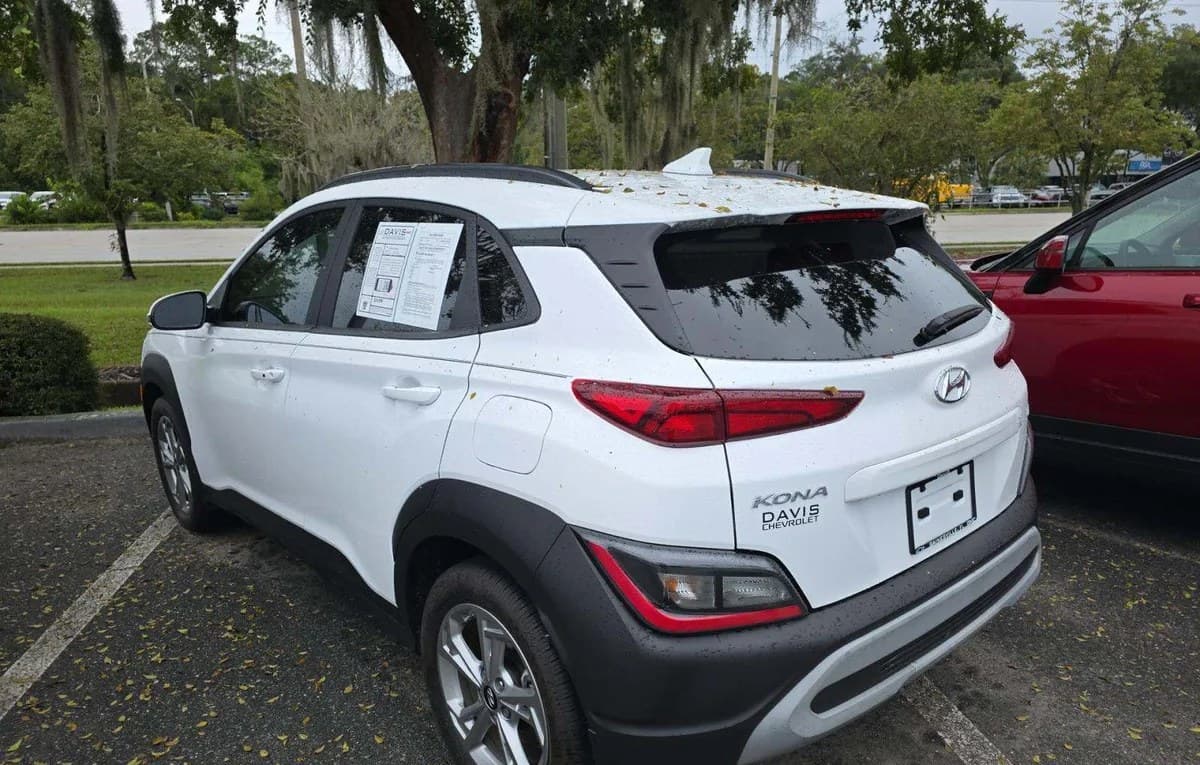 2023 HYUNDAI KONA SEL 3