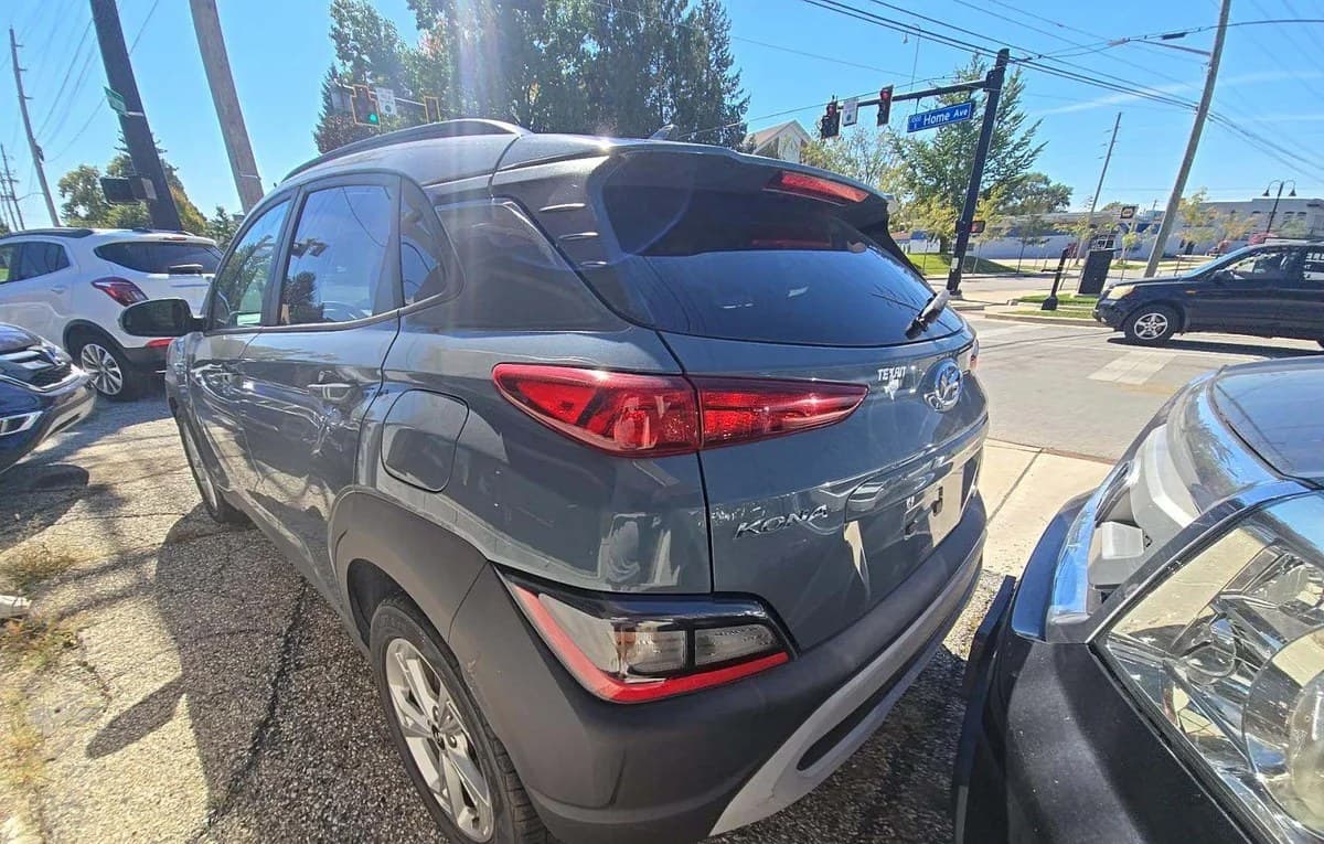 2023 HYUNDAI KONA SEL 3