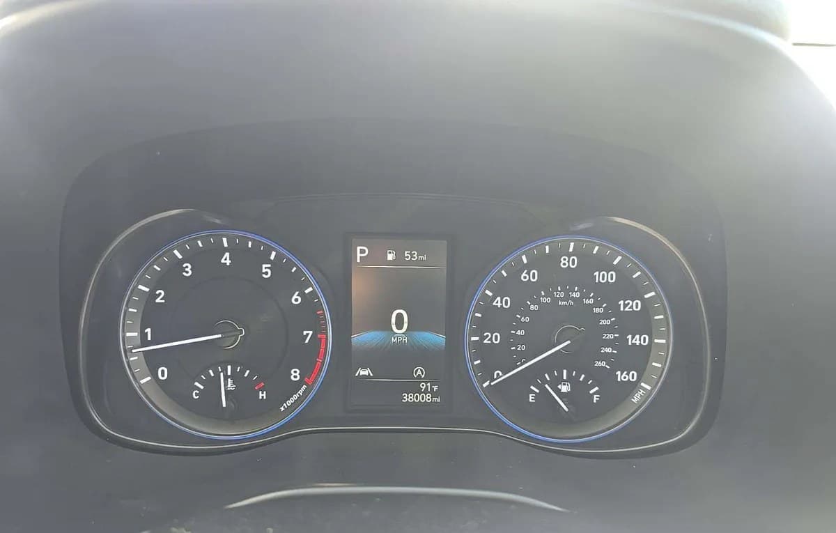 2023 HYUNDAI KONA SEL 6
