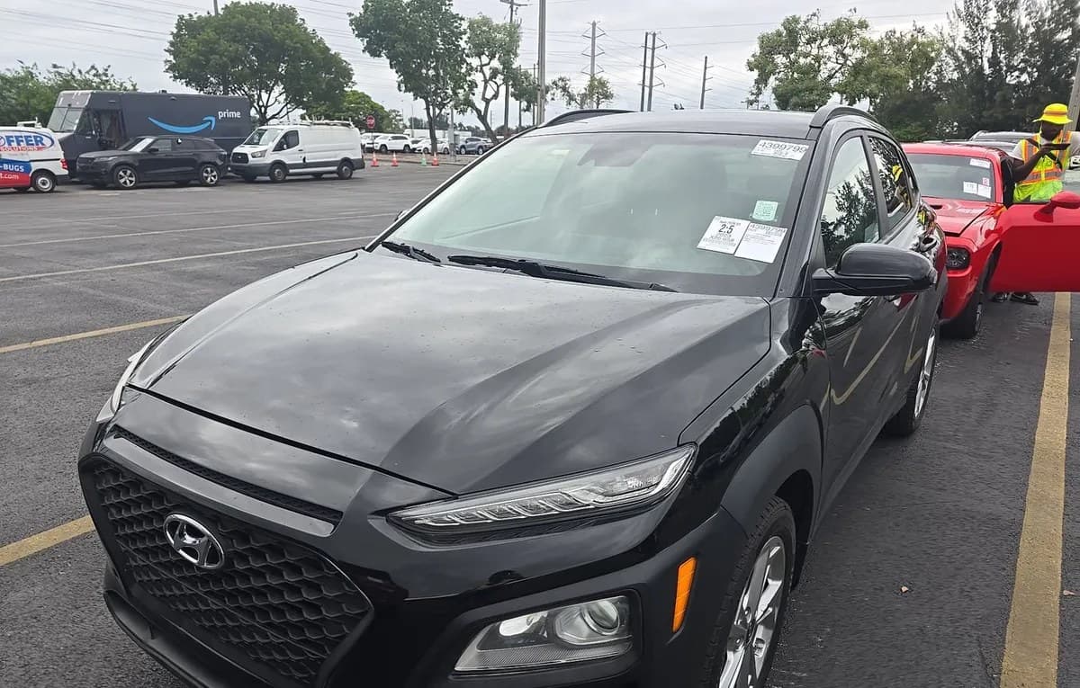 2023 HYUNDAI KONA SEL 2