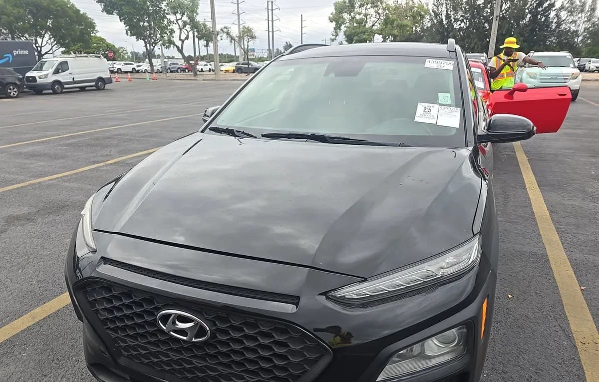 2023 HYUNDAI KONA SEL 3