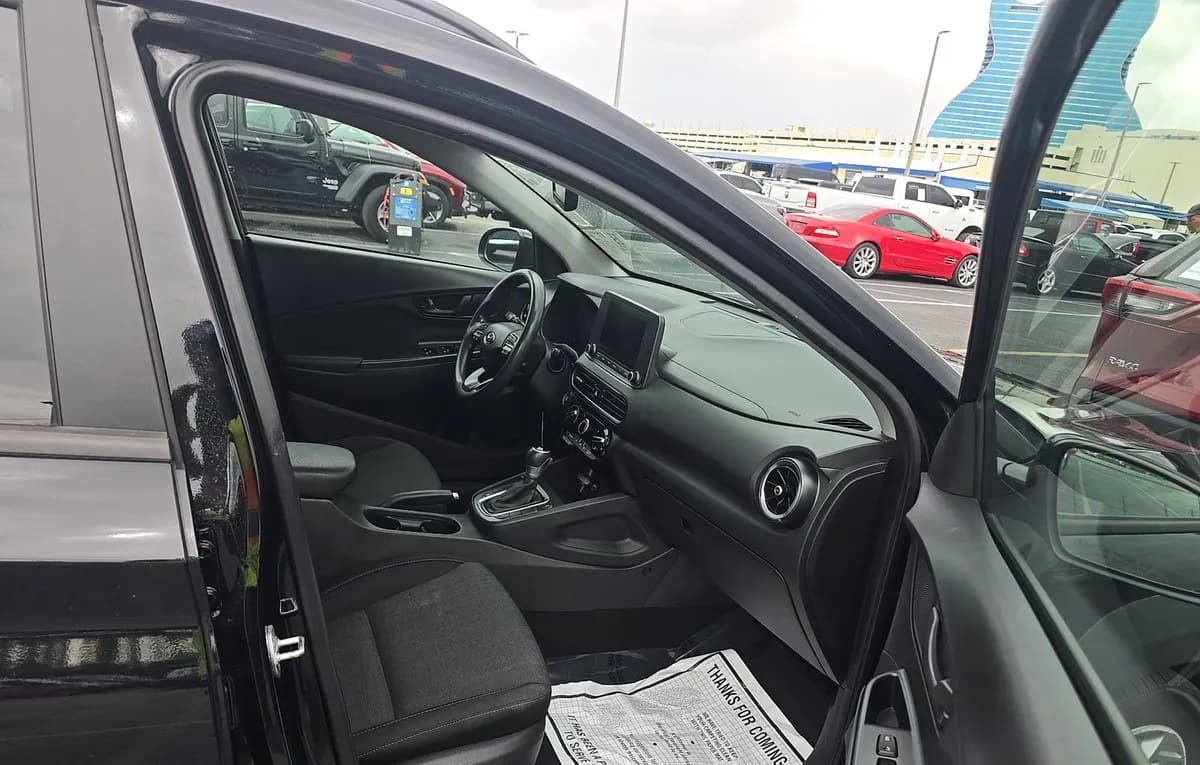 2023 HYUNDAI KONA SEL 5