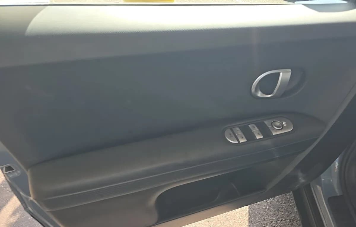 2024 HYUNDAI IONIQ 5 SE 6