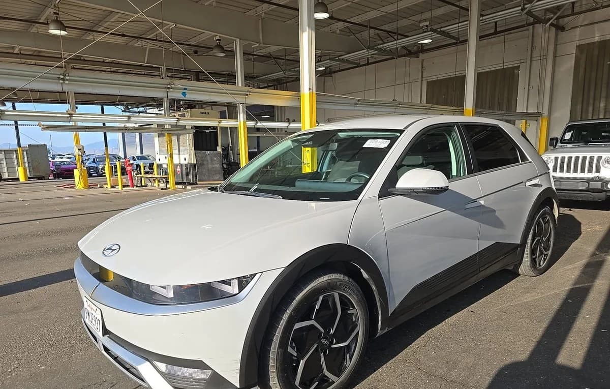 2024 HYUNDAI IONIQ 5 SE 2