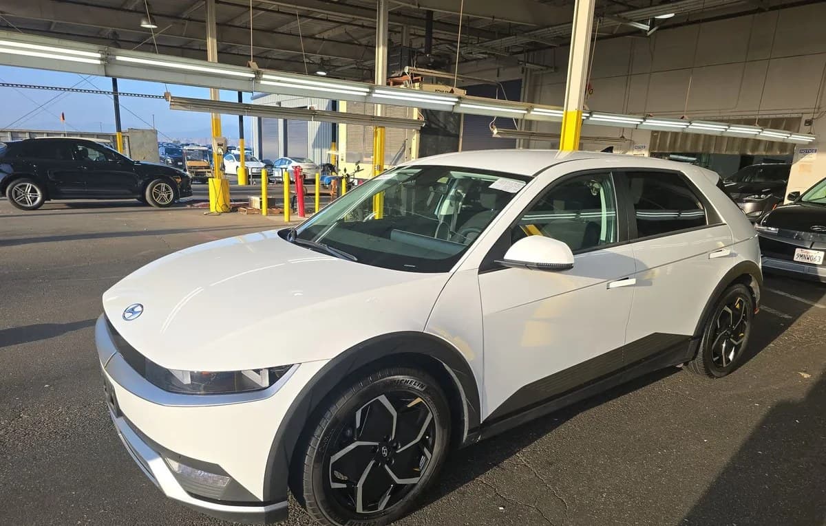 2024 HYUNDAI IONIQ 5 SEL 2