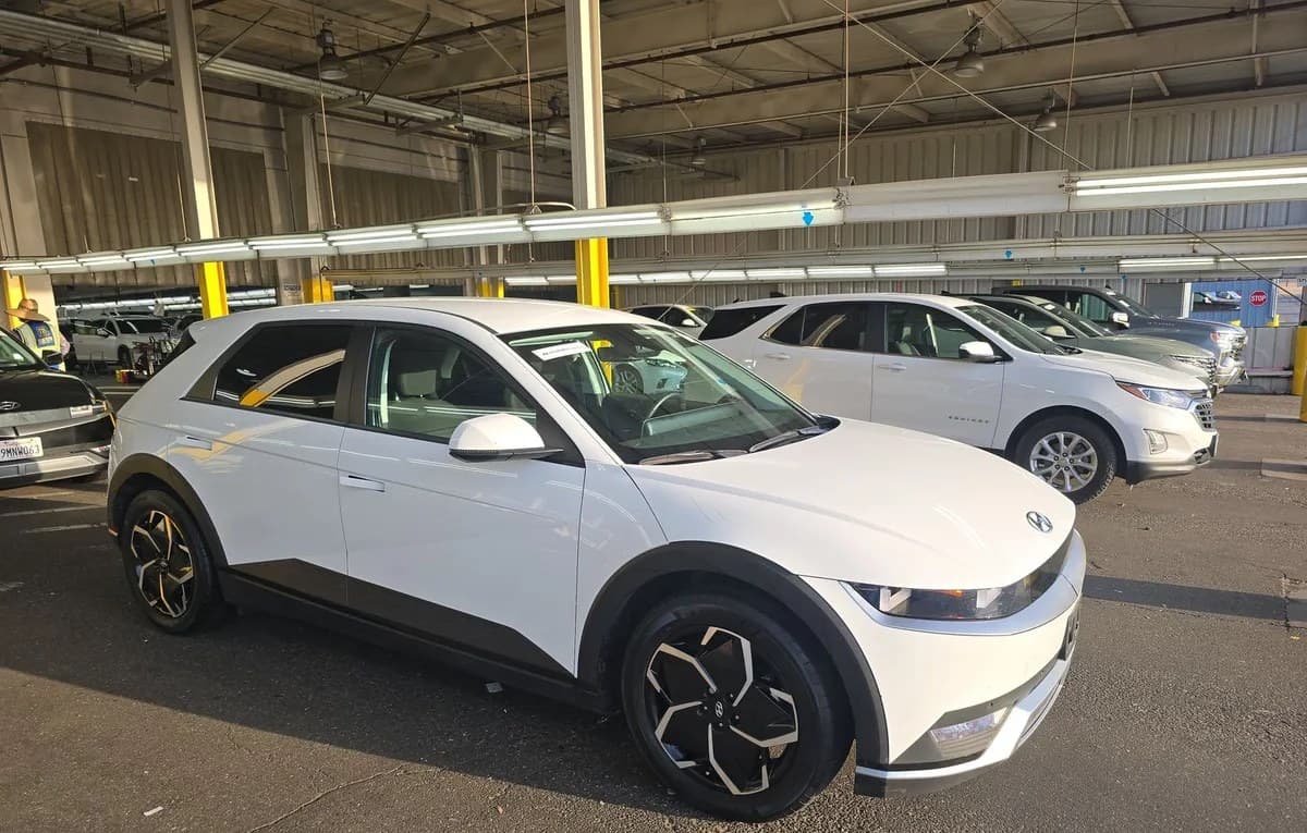 2024 HYUNDAI IONIQ 5 SEL 4