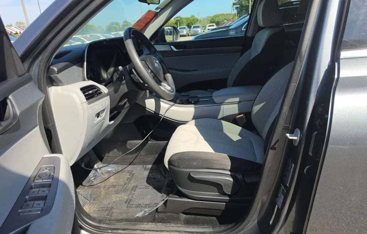 2021 HYUNDAI PALISADE SE 4