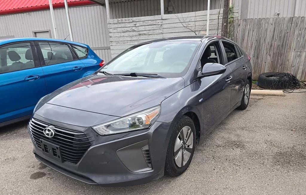 2018 HYUNDAI IONIQ HYBRID BLUE