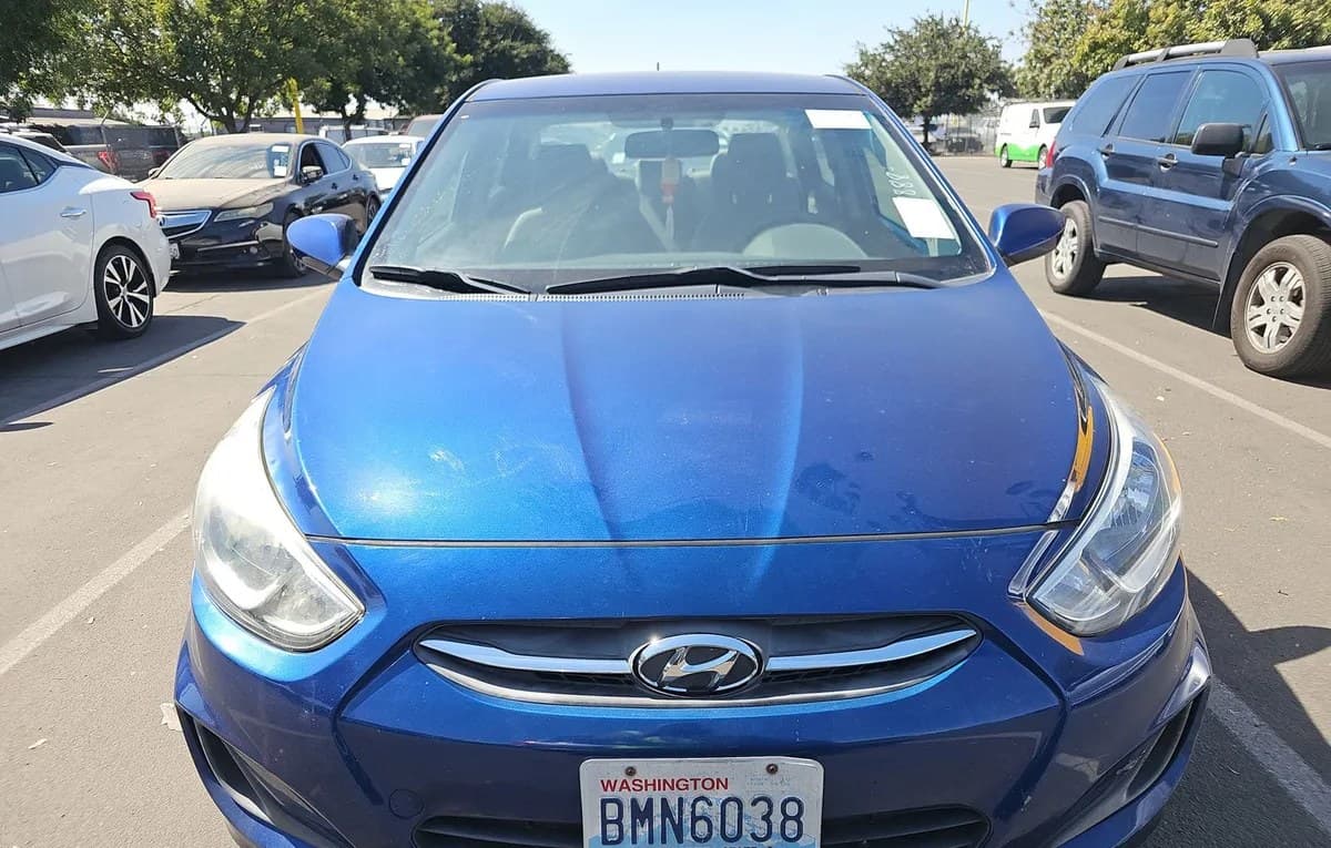 2017 HYUNDAI ACCENT SE 3