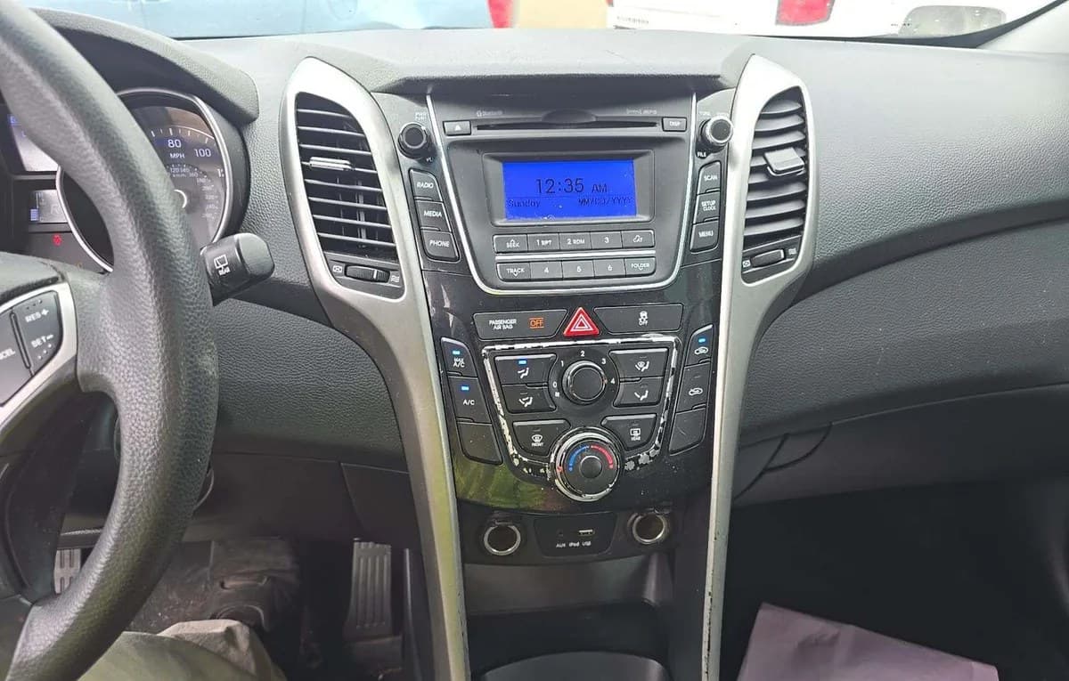 2017 HYUNDAI ELANTRA GT 6