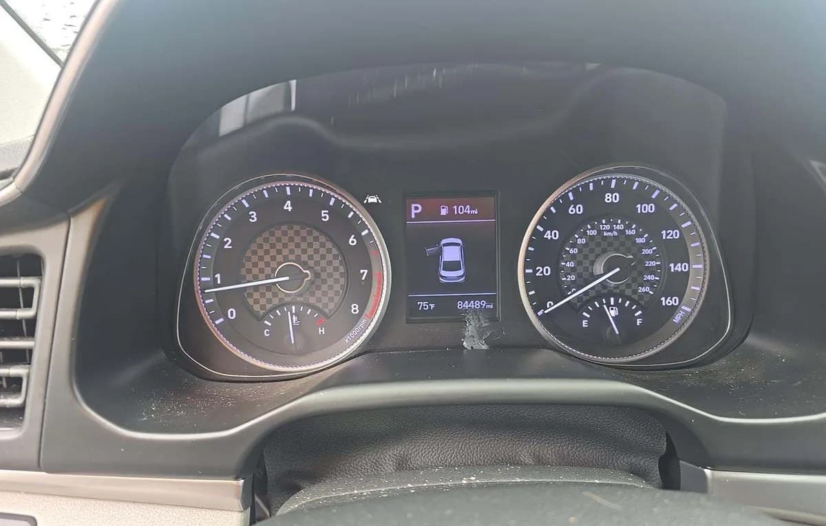2020 HYUNDAI ELANTRA SE 5
