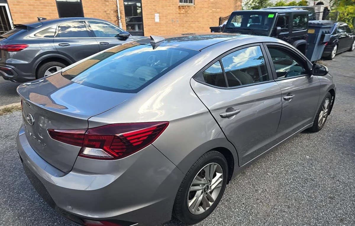 2020 HYUNDAI ELANTRA VALUE Edition 4
