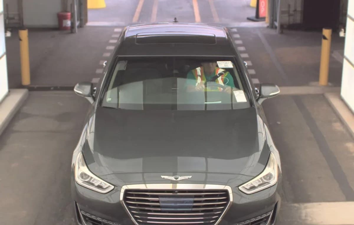2017 GENESIS G90 5.0 Ultimate 3