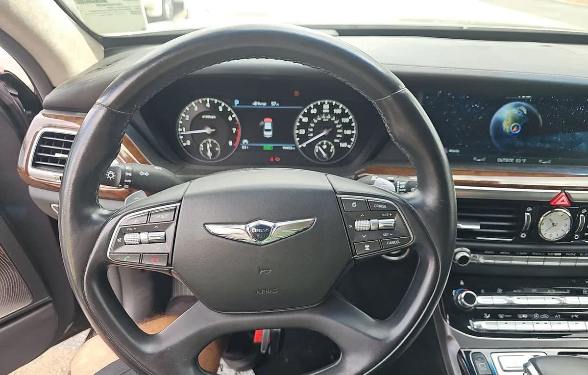 2017 GENESIS G90 5.0 Ultimate 7