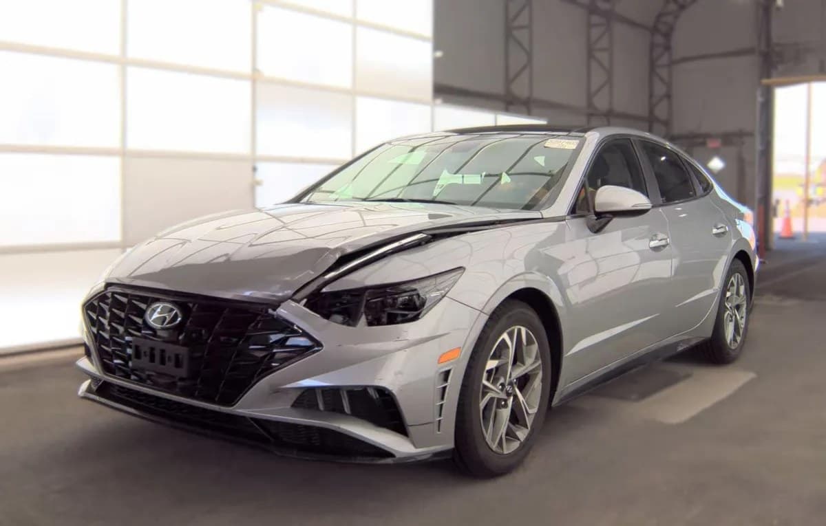 2023 HYUNDAI SONATA SEL 2