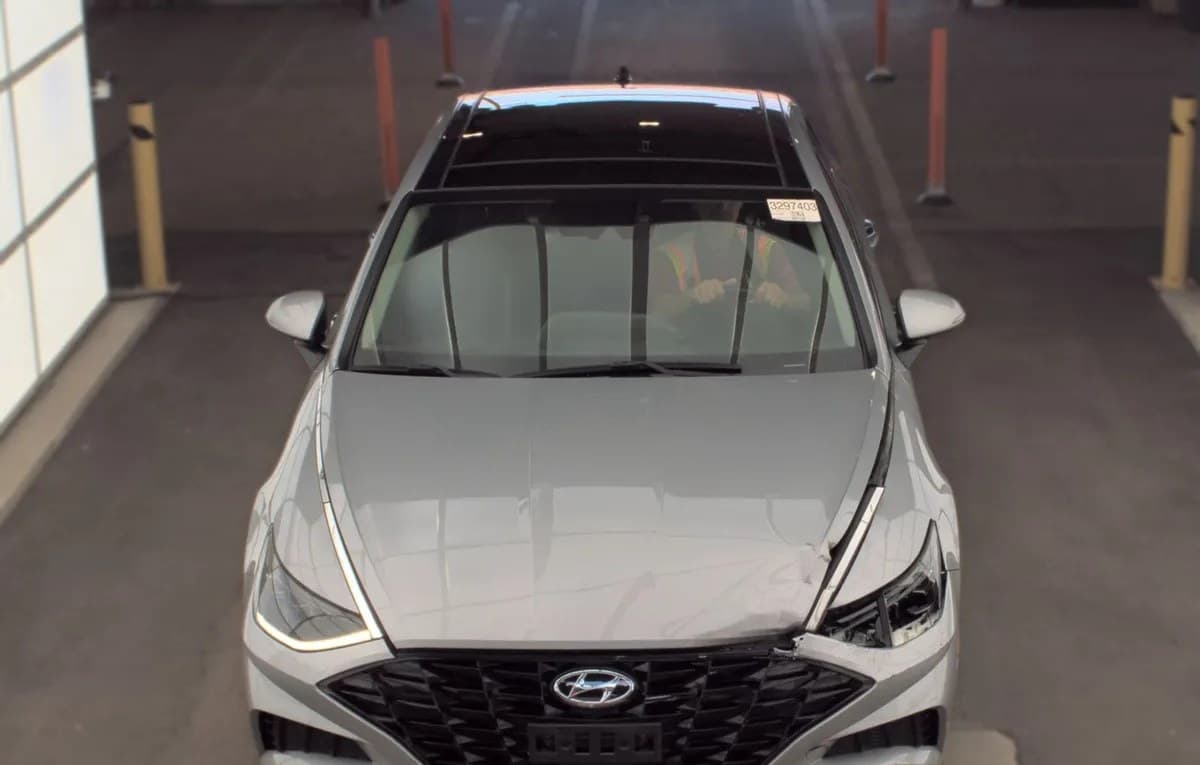 2023 HYUNDAI SONATA SEL 3