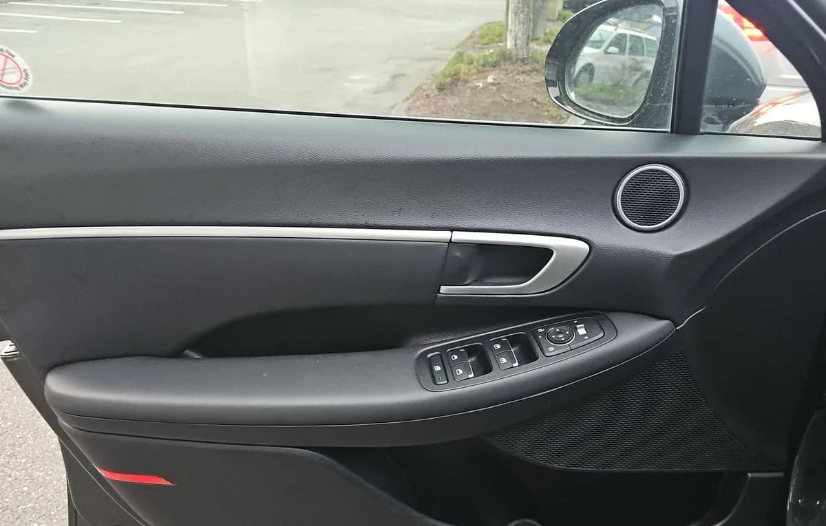 2025 HYUNDAI SONATA SEL 6