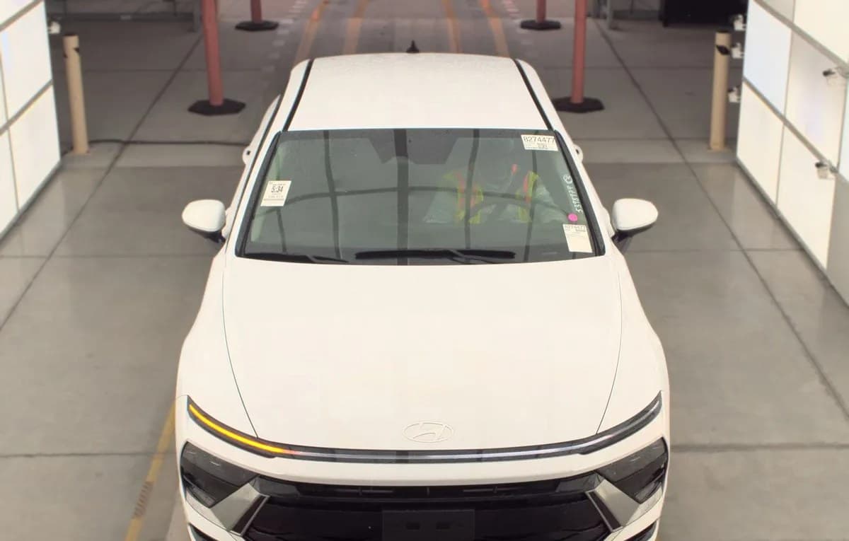 2025 HYUNDAI SONATA SEL 3