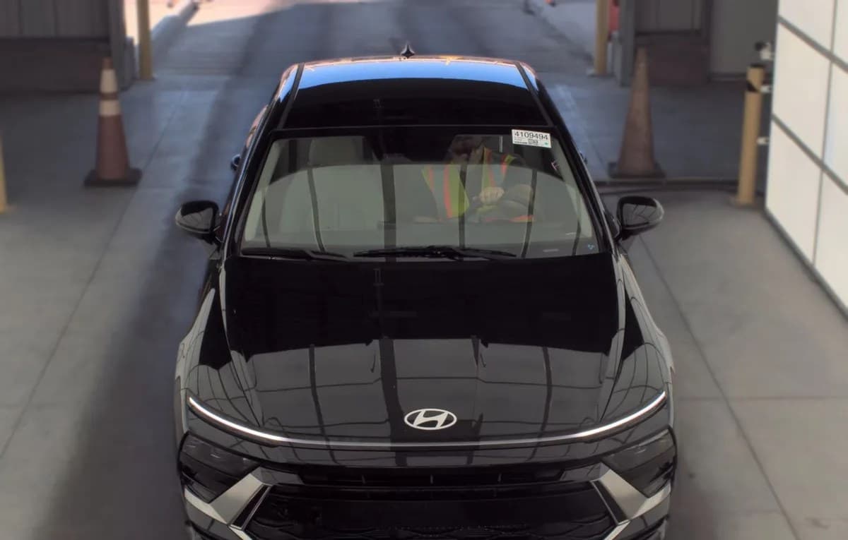 2025 HYUNDAI SONATA SEL 3