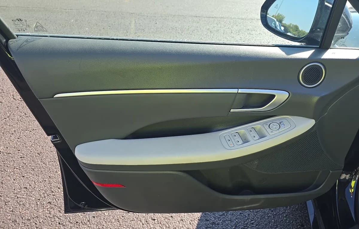 2025 HYUNDAI SONATA SEL 6