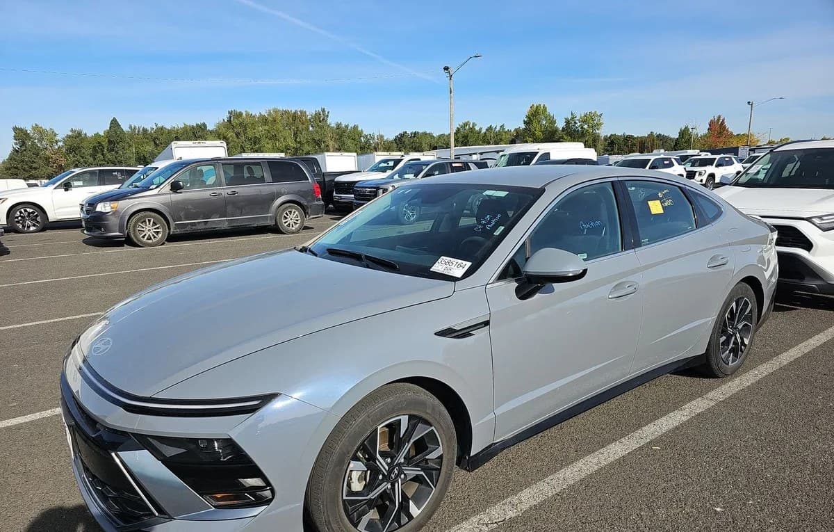 2025 HYUNDAI SONATA SEL 2