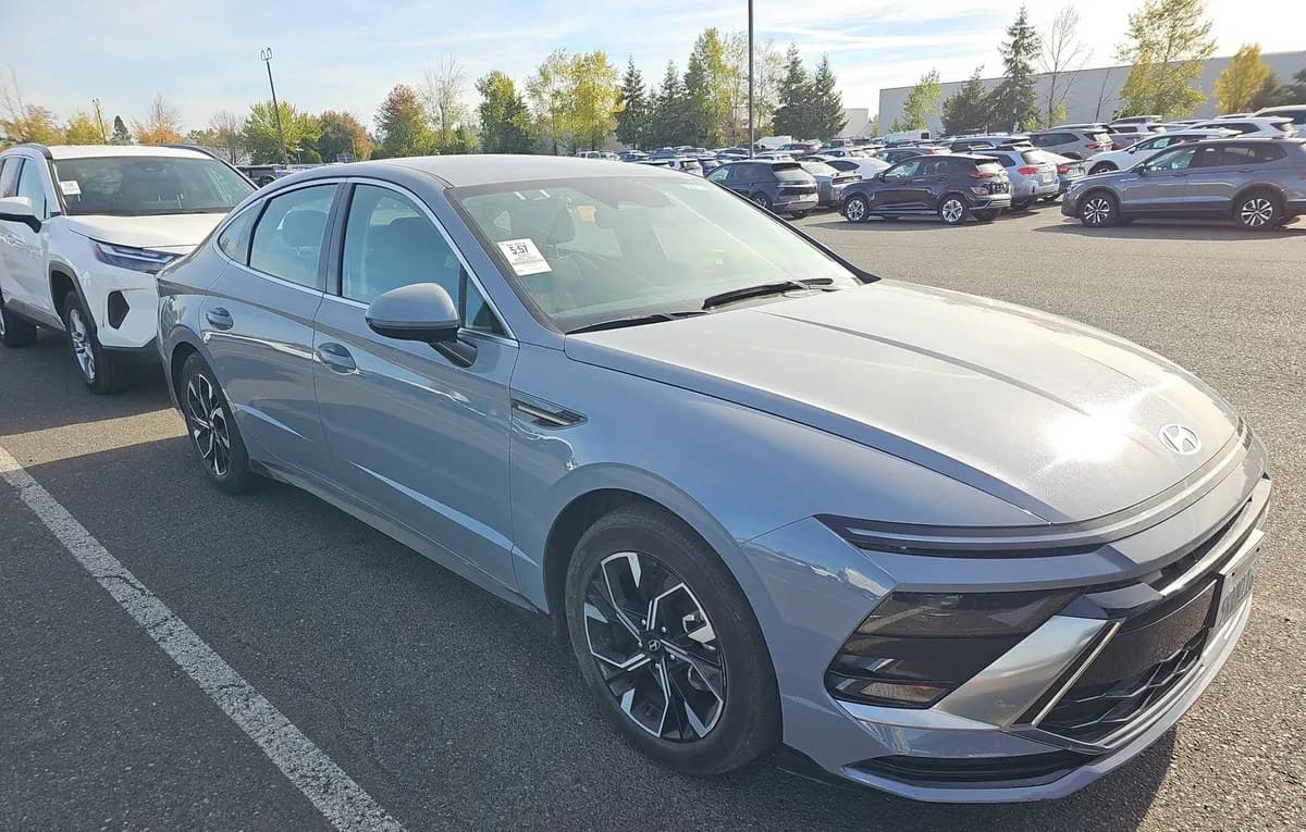 2025 HYUNDAI SONATA SEL 4