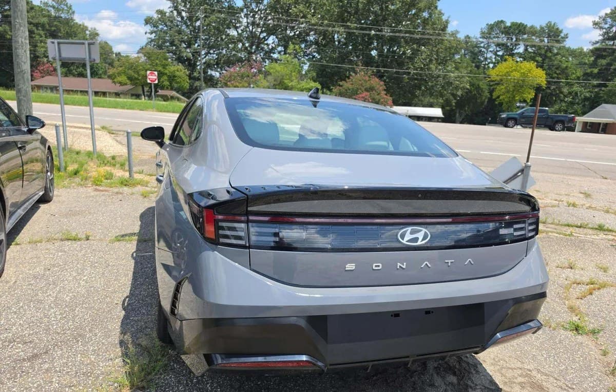 2024 HYUNDAI SONATA SEL 3