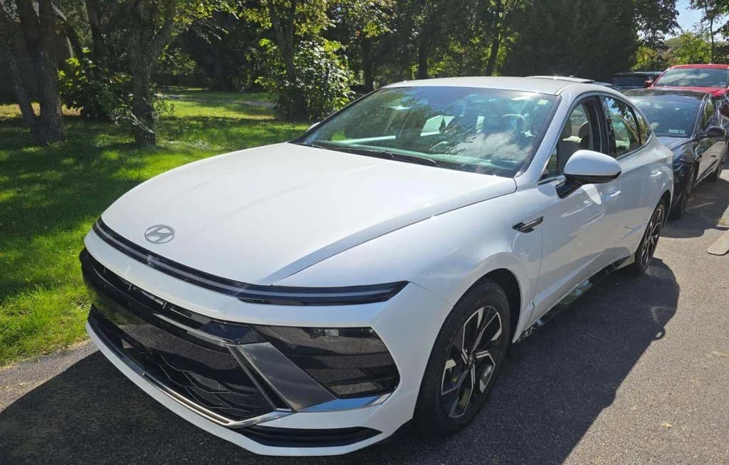 2024 HYUNDAI SONATA SEL 1