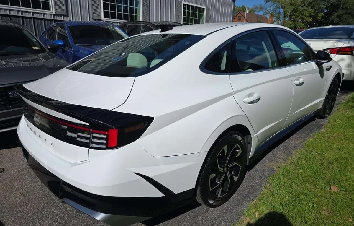 2024 HYUNDAI SONATA SEL 4
