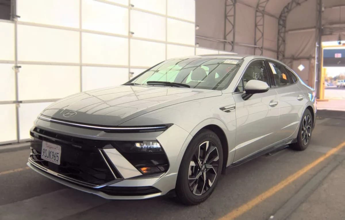 2025 HYUNDAI SONATA SEL 2