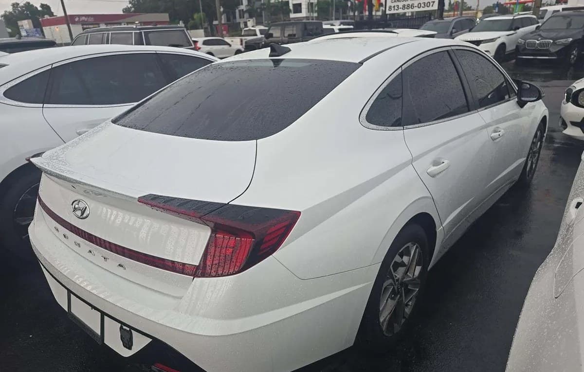 2021 HYUNDAI SONATA SEL 4